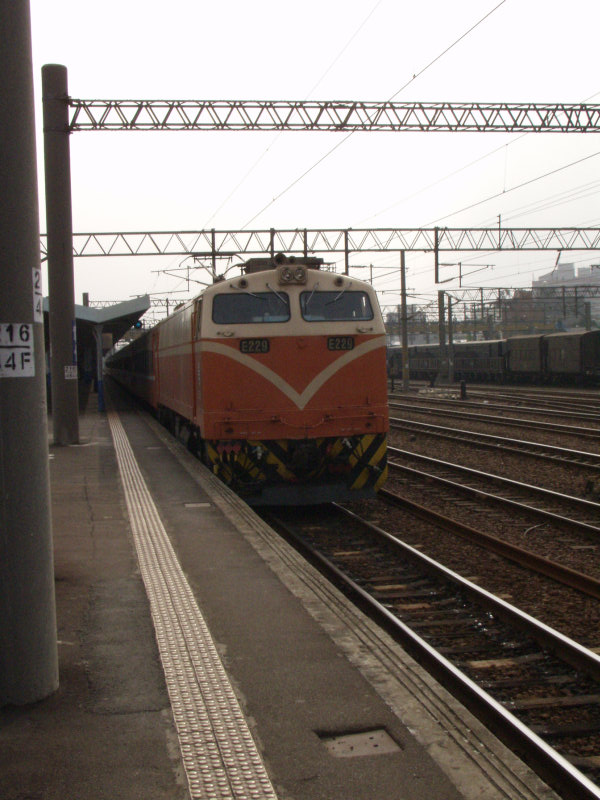 台灣鐵路旅遊攝影Olympus E20 test run (2002)攝影照片30